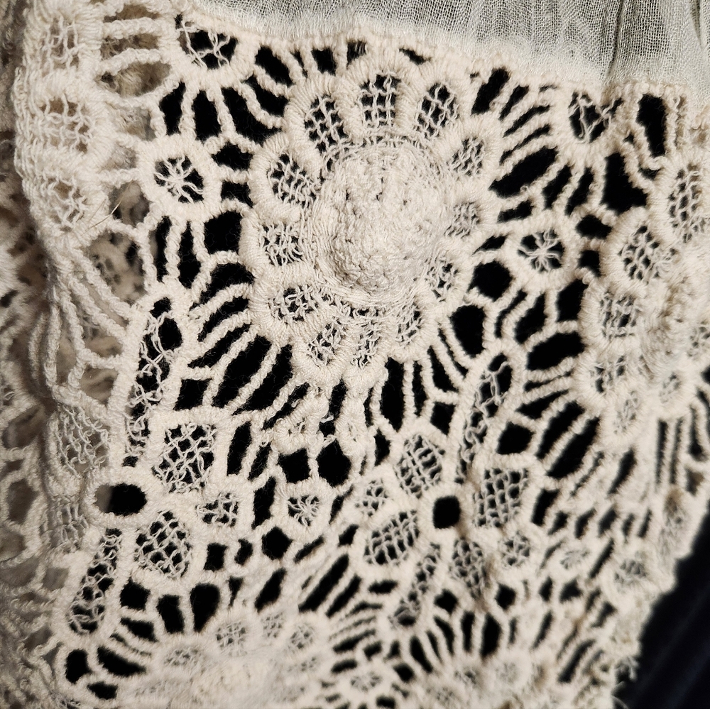 Boho Crochet Extra Long Floral Scarf Cotton & Linen - Picture 2 of 4